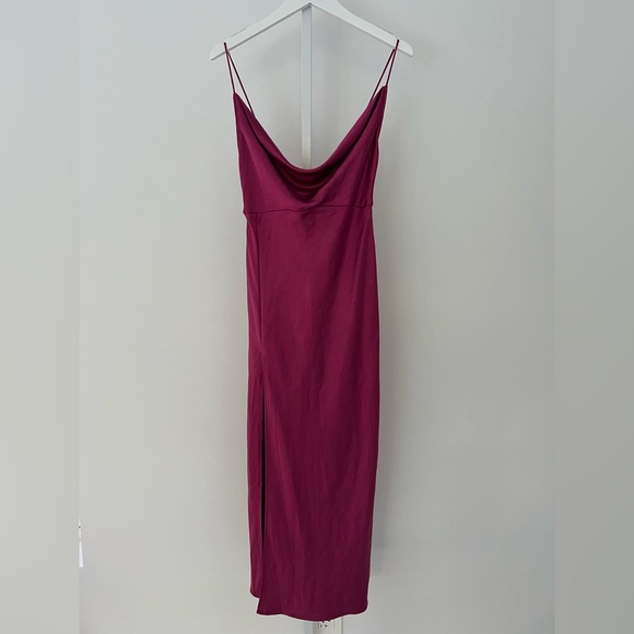 LIONESS Walk The Line Maxi Dress Magenta Size US 4 / AU 8 / Pink NWTS! - Picture 3 of 13